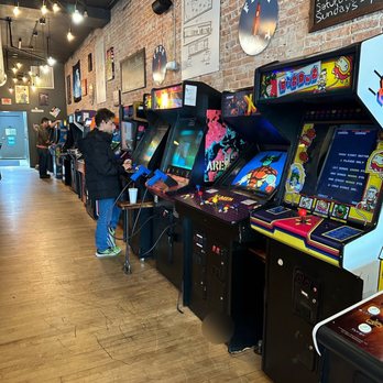 Main Street Deli Bar and Arcade - Not the worst selection of retro games.  Fun stuff. - Delis Near Me - Findlay, Ohio