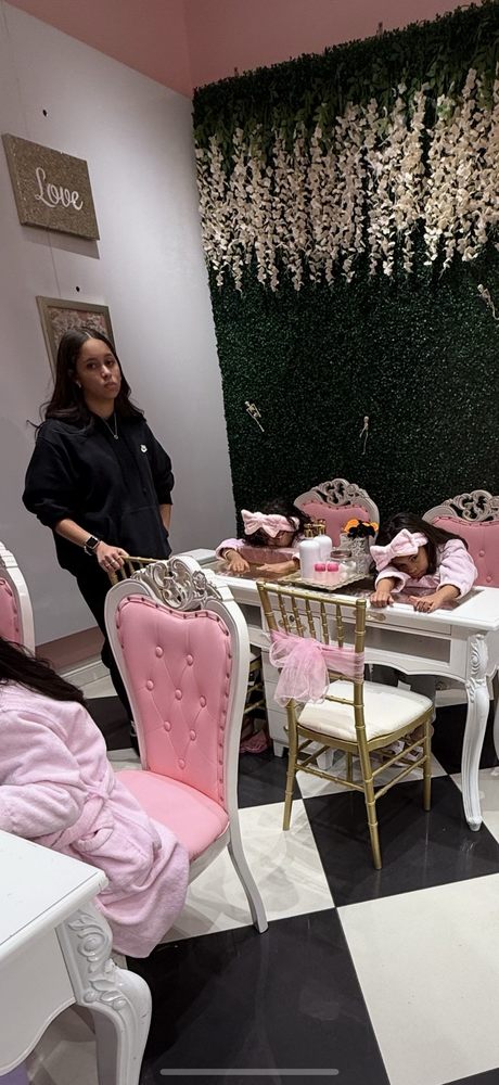 Glitter & Glam - wedding in Jersey City, NJ