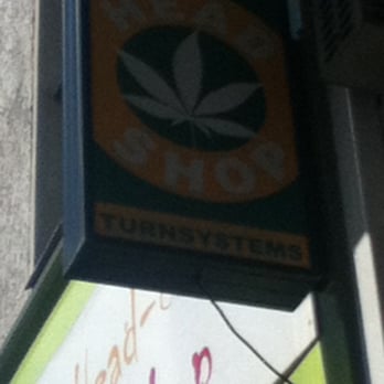 Turnsystems - beautiful marijuana leaf - Tobacco Shops Near Me - Berlin, BE
