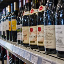 Maple Lawn Wine and Spirits