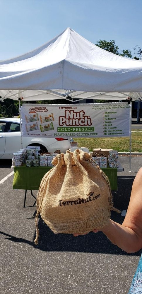 Long Island Growers Market Logo