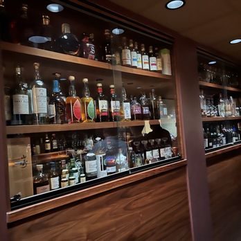 Bar Leather Apron - Cocktail Bars Near Me - Honolulu, Hawaii