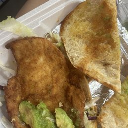 a whole fried piece of chicken in my torta. IS THIS HOW YALL MAKE YALLS TORTAS? a whole fried piece of chicken in my torta. IS THIS HOW YALL MAKE YALLS TORTAS?