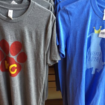 Three Dog Bakery - Pet Stores Near Me - Kansas City, Missouri Three Dog Bakery - Pet Stores Near Me - Kansas City, Missouri