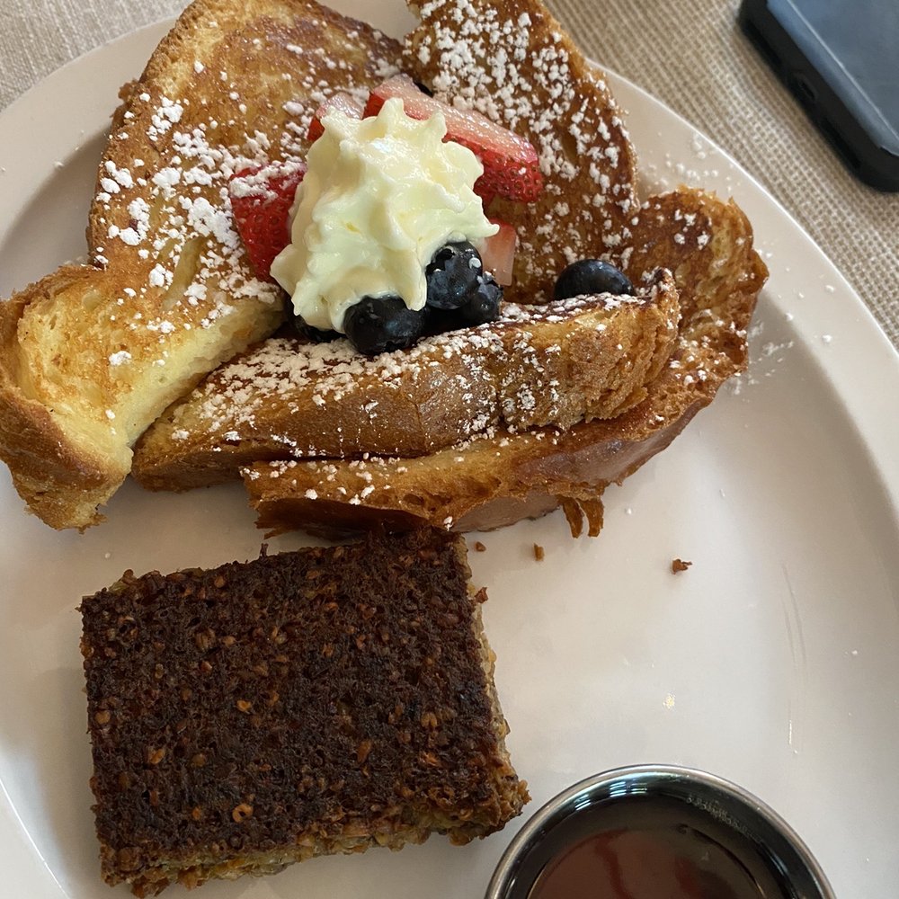 Otto's - French toast - Breakfast & Brunch Near Me - Covington, Kentucky Otto's - French toast - Breakfast & Brunch Near Me - Covington, Kentucky