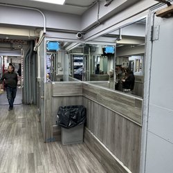 Diamond Shoe Shine - I don't see him in old place . Anyone know where he is moving ?