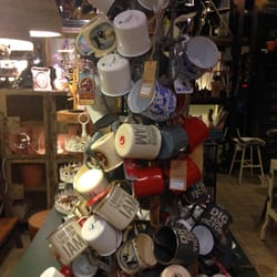 Lost & Found - Lost & Found的貨品往往展示得很有心思