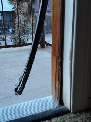 Oatman Hotel Restaurant & Bar by null