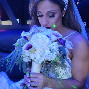Hoski Florist - Erica & Thomas McCann wedding ! With bridesmaids ! - Florists Near Me - Middlesex, New Jersey