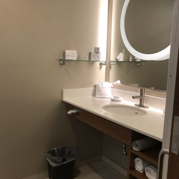 SpringHill Suites Kingman Route 66 - Shower Sink W/ Mirrow - Hotels Near Me - Kingman, Arizona SpringHill Suites Kingman Route 66 - Shower Sink W/ Mirrow - Hotels Near Me - Kingman, Arizona