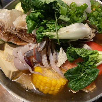 Boiling Avenue - Seafood combo hot pot - Hot Pot Near Me - Sacramento, California Boiling Avenue - Seafood combo hot pot - Hot Pot Near Me - Sacramento, California