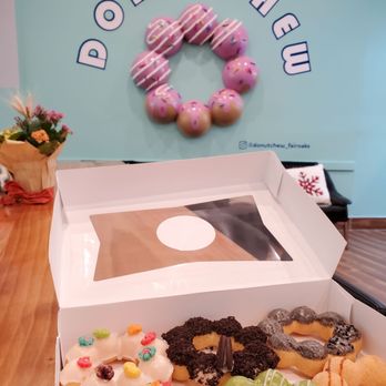 Donutchew - Fair Oaks Mall - Yummy - Desserts Near Me - Fairfax, Virginia