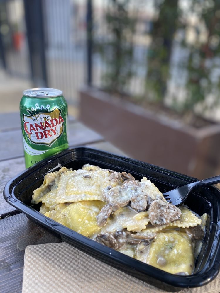 PASTA FRESCA 146 Photos & 126 Reviews Italian 87 N San Pedro St