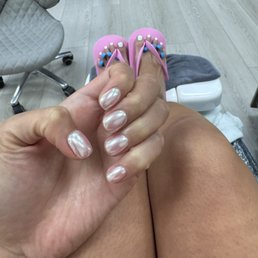 L11 chrome nails