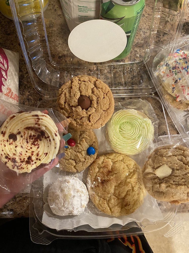 BLONDIE’S COOKIES Updated September 2024 27 Photos & 22 Reviews