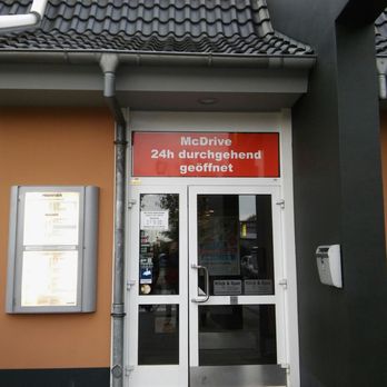 McDonald's - Eingang - Burgers Near Me - Holdorf, NI