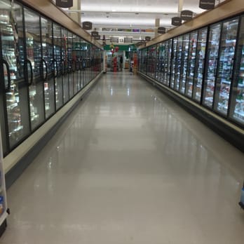 Stop & Shop - Franklin Super Stop&Shop -- Franklin Village Shopping Center : 40 Franklin Village Drive, Franklin                   Interior - Grocery Near Me - Franklin, Massachusetts