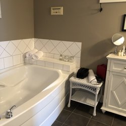 Apples & Quails Bed & Breakfast
