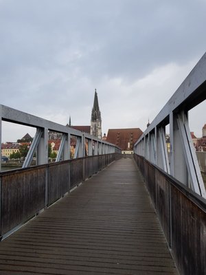 Steinerne Brücke by null