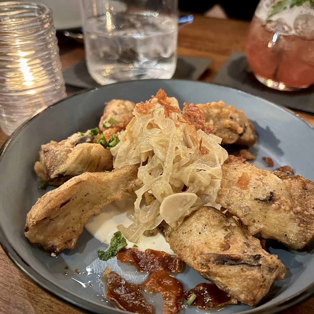 Beso - Garlic chicken dish - Cocktail Bars Near Me - Sarasota, Florida Beso - Garlic chicken dish - Cocktail Bars Near Me - Sarasota, Florida