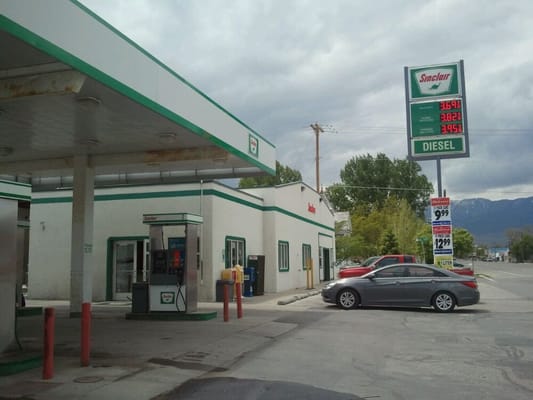 Jay's Sinclair Service Station