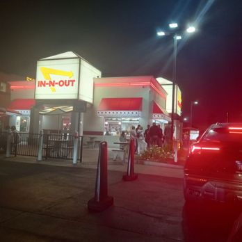 In-N-Out Burger - In the Drive-Thru - Burgers Near Me - Los Angeles, California