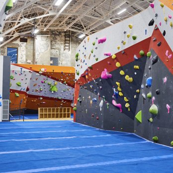 Movement Harlem - Rock Climbing Near Me - New York, New York