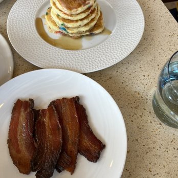 Waverly - Funfetti pancakes and bacon - Breakfast & Brunch Near Me - Cardiff, California Waverly - Funfetti pancakes and bacon - Breakfast & Brunch Near Me - Cardiff, California