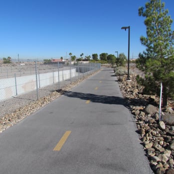 Cactus Wren Trail - This is how the trail is nicely landscaped. - Hiking Near Me - Henderson, Nevada