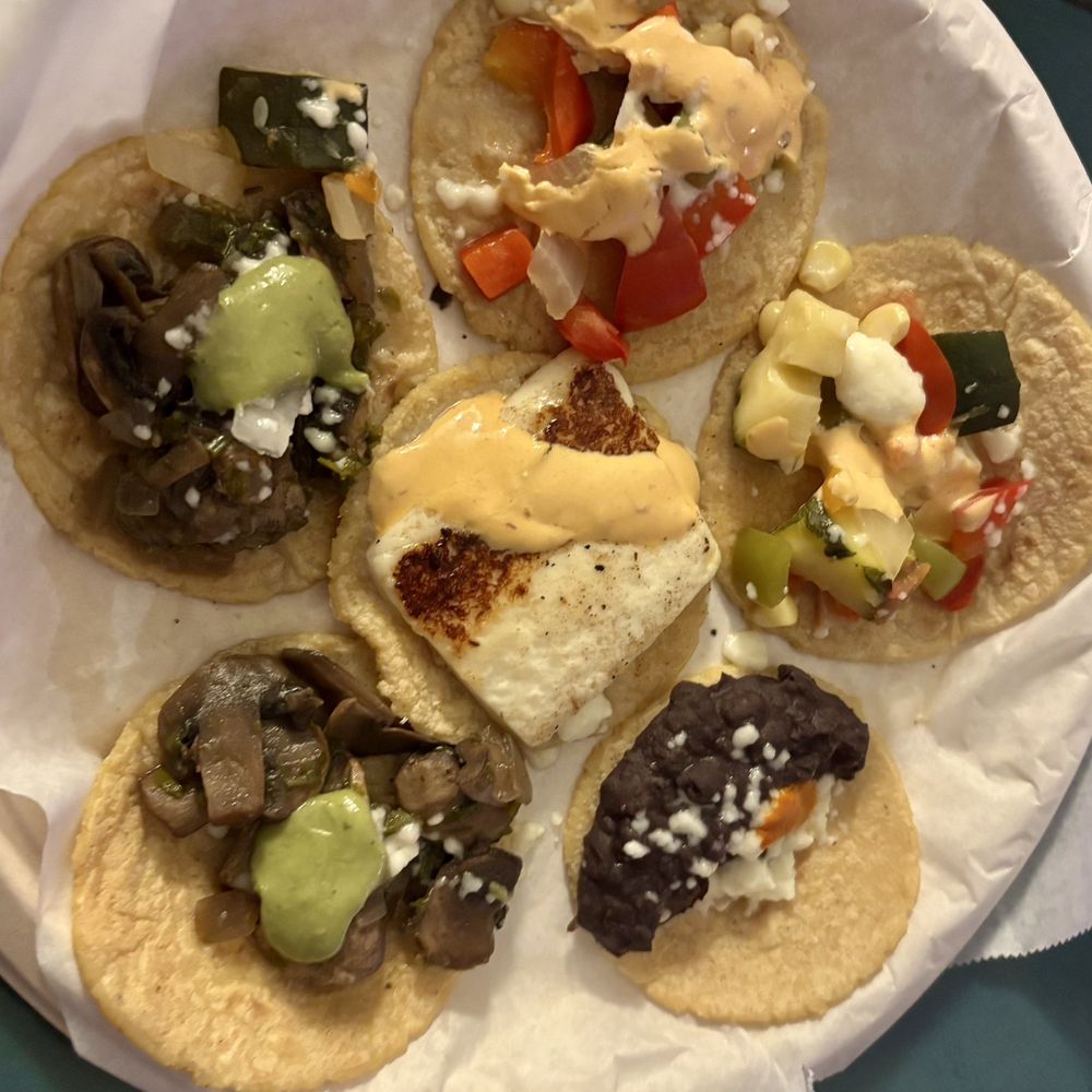Guisados - Vegetarian sampler - Mexican Near Me - Pasadena, California Guisados - Vegetarian sampler - Mexican Near Me - Pasadena, California