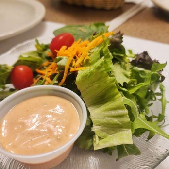 Ann's Italian Restaurant - Side salad - Italian Near Me - Hales Corners, Wisconsin