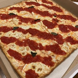 Grandma Pizza