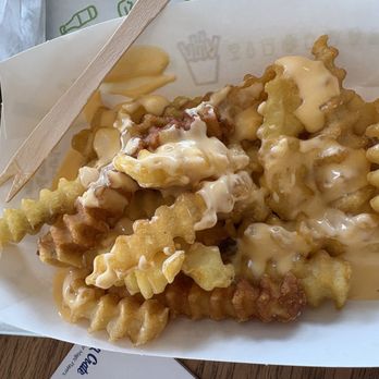 Shake Shack - Soggy, sad cheese fries - Juice Bars & Smoothies Near Me - Saint Louis, Missouri Shake Shack - Soggy, sad cheese fries - Juice Bars & Smoothies Near Me - Saint Louis, Missouri