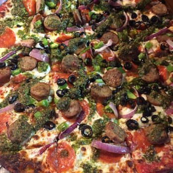 Crust Pizza - Pizza with lots of good stuff - Pizza Near Me - Chattanooga, Tennessee