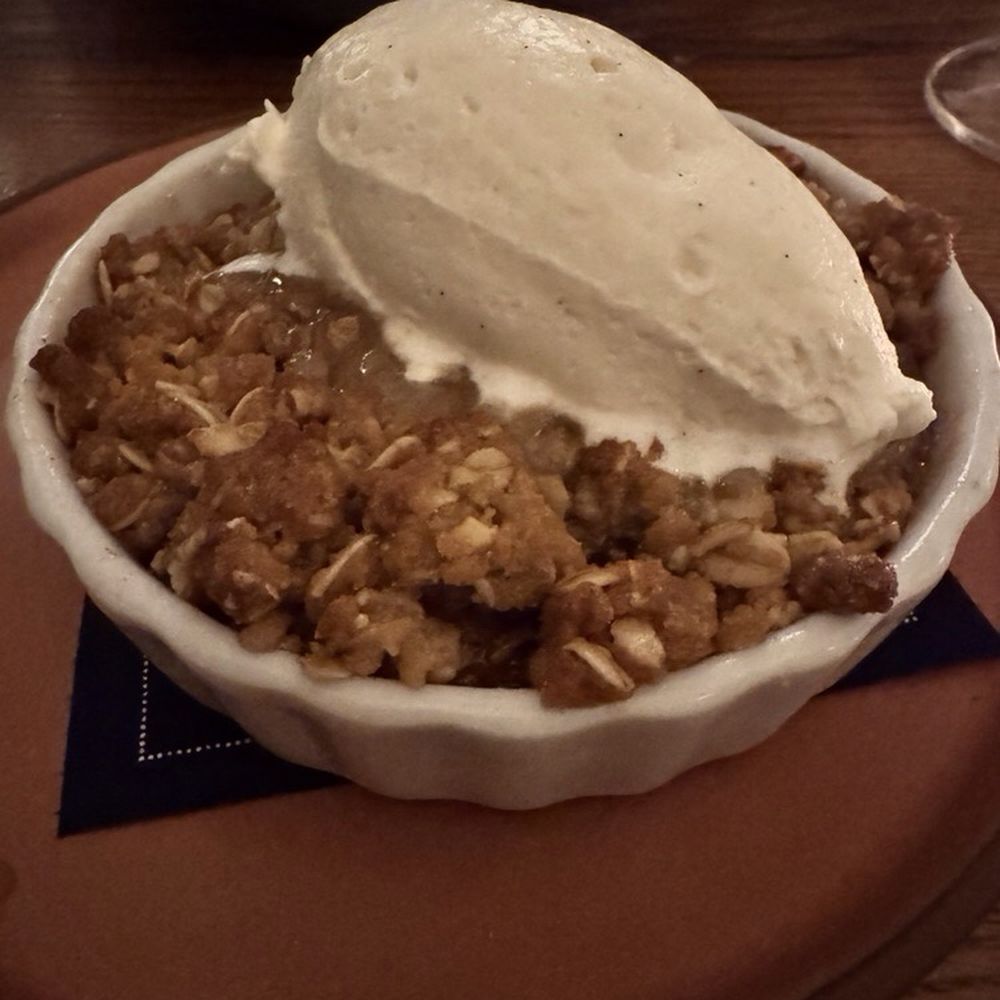 Common Thread Savannah - Apple Crisp - New American Near Me - Savannah, Georgia Common Thread Savannah - Apple Crisp - New American Near Me - Savannah, Georgia