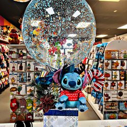 Black Shiny Balloon Decor
