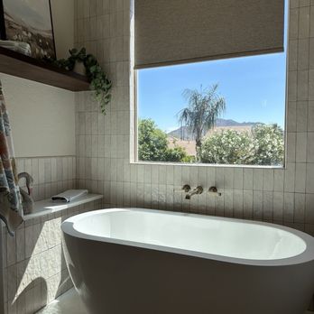Ledezma Remodeling - Spa area with free standing bathtub area - General Contractors Near Me - Gilbert, Arizona