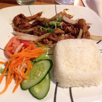 Pho Viet - Lemongrass chicken... my standby favorite - Vietnamese Near Me - Honolulu, Hawaii