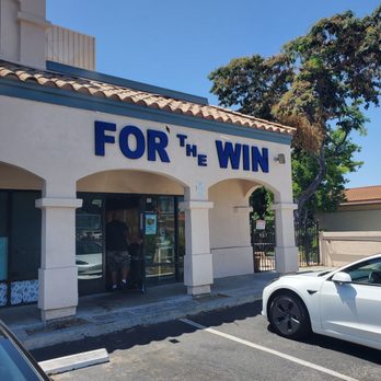 For The Win - Burgers Near Me - Whittier, California