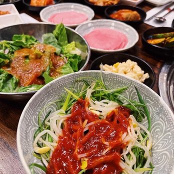 Jeong Yook - Side dishes: bean sprout, salad, macaroni, kimchi and more - Korean Near Me - Palisades Park, New Jersey