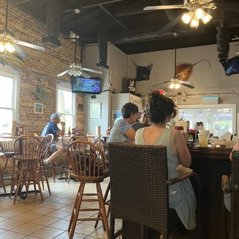 StingRay's Seafood - Inside /bar - Seafood Near Me - Tybee Island, Georgia StingRay's Seafood - Inside /bar - Seafood Near Me - Tybee Island, Georgia