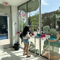 Dreamboat Donuts & Scoops