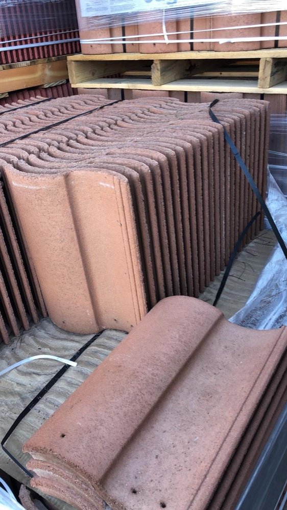 Slide of M R Roofing