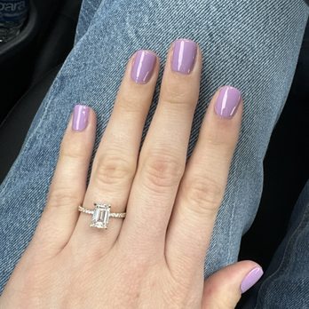 Kroma Nail Bar - Gel manicure $38 - Nail Salons Near Me - Madera, California