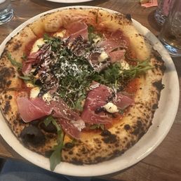 Prosciutto Argula Pizza so darn good!