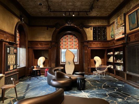 Cooper Hewitt, Smithsonian Design Museum by null