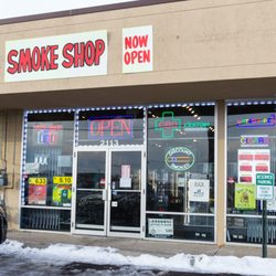 Discount Smoke Shop - Store front