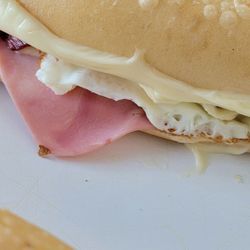 La Abundancia Bakery - Breakfast sandwich