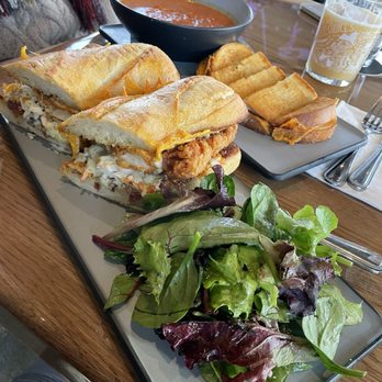 Blackbirds Tavern - Creamy tomato soup and grilled cheese sticks and Drutherbird fried chicken sandwich. All delicious! - Cocktail Bars Near Me - Voorheesville, New York