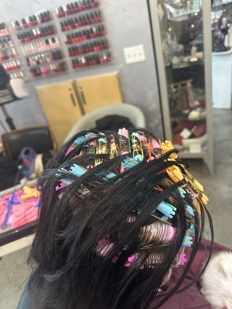 Sylva Hair Salon Logo